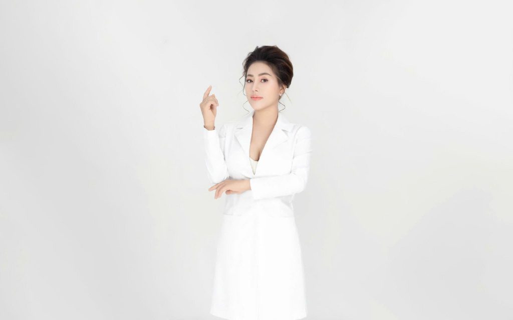 Võ Thị Nhành – Nữ lãnh đạo đưa y học vào nghệ thuật làm đẹp bằng trái tim của người bác sĩ