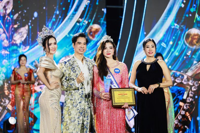 Tái xuất sau thời gian “ở ẩn”, Nguyễn Thị Hân gây bão với nhan sắc nữ hoàng truyền thông