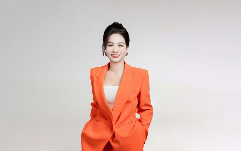 Nữ doanh nhân “ba trong một” Đoàn Thị Minh Toán và dấu ấn từ giảng đường đến nha khoa