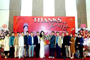 Khoảnh khắc hạnh phúc của Hoa hậu Nhân ái Trần Thị Phương trong buổi tiệc “Vinh quang ngày trở về”