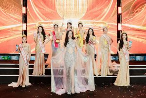 Cận cảnh nhan sắc “không góc chết” của Hoa hậu Đại sứ Lê Thị Thu Thủy trên ghế nóng Chung kết Hoa hậu Thương hiệu Việt Nam 2026