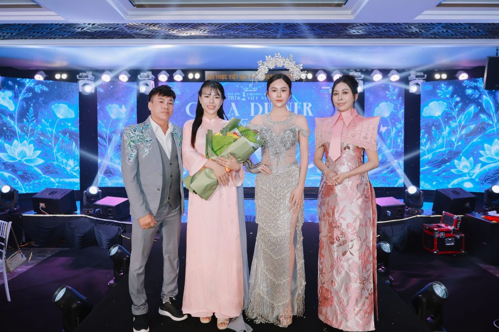 Nữ doanh nhân trẻ đất Sen hồng đấu giá thành công trang phục vedette tại Hoa hậu Thương hiệu Việt Nam 2026