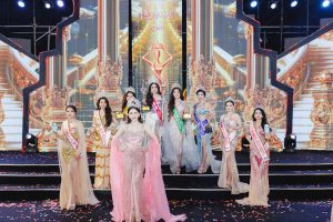 Hoa hậu Nguyễn Hoàng Vân đẹp như nữ thần trong sắc hồng tại chung kết Hoa hậu Doanh nhân Hương sắc Việt Nam 2026
